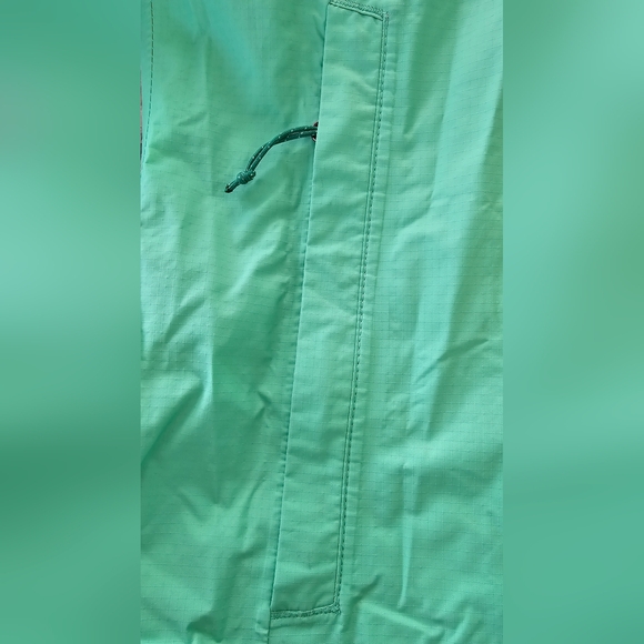Mountain Hardwear Women’s Lightweight Hooded Rain Jacket Green Size M - Picture 13 of 15